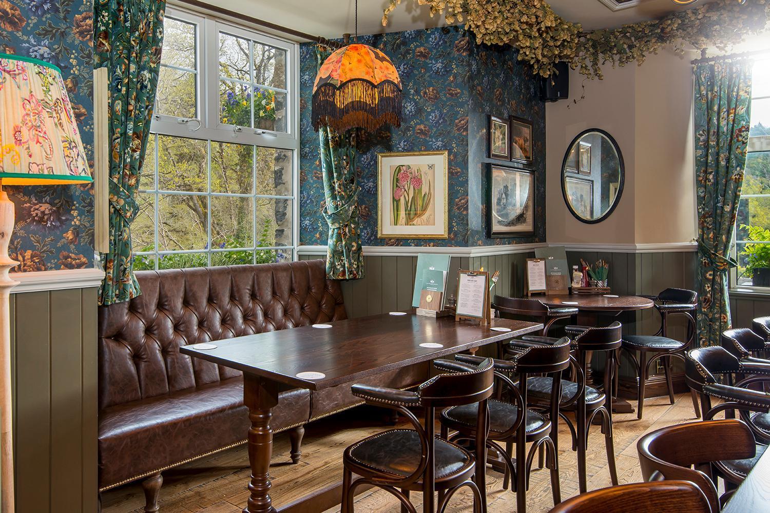 The Swallow Falls - The Collection Group Inn 3*